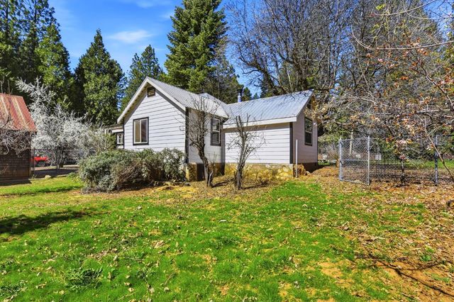 5580 Pony Express Trl, Camino, CA 95709