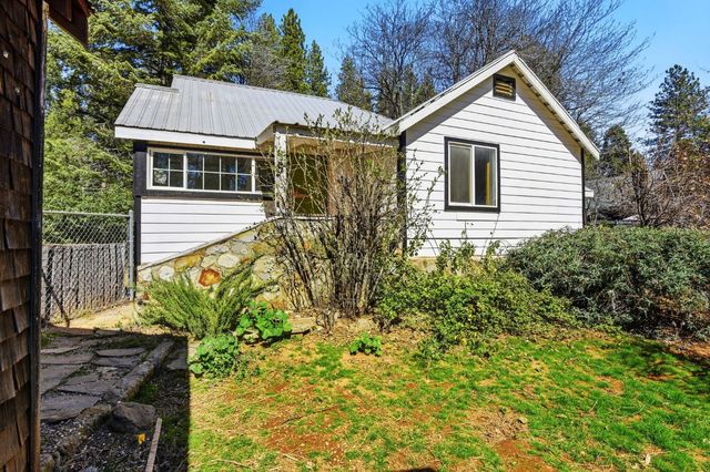 5580 Pony Express Trl, Camino, CA 95709