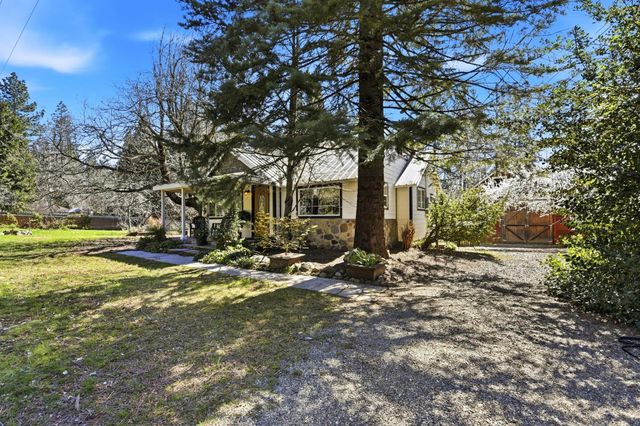 5580 Pony Express Trl, Camino, CA 95709