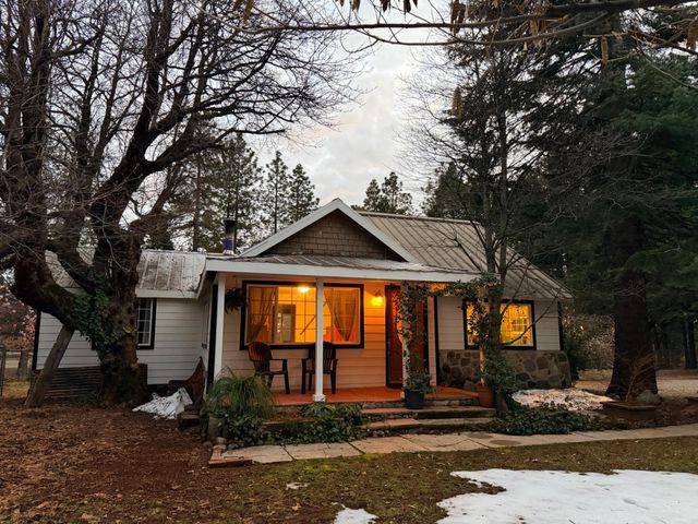 5580 Pony Express Trl, Camino, CA 95709