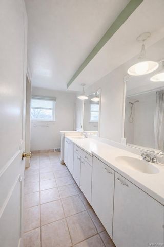 29251 Bon Mar Drive, Warren, MI 48088
