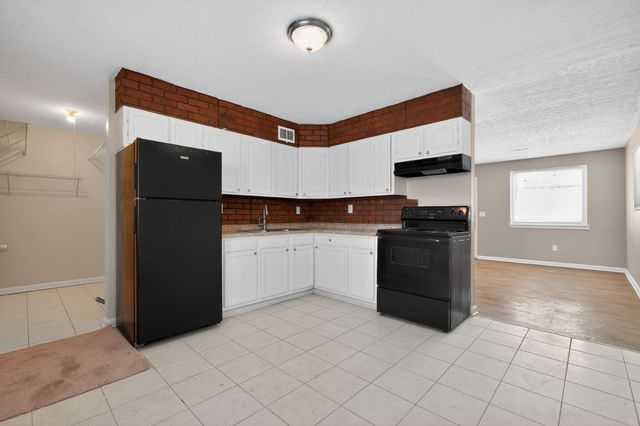 3251 Hilock Court, Columbus, OH 43207