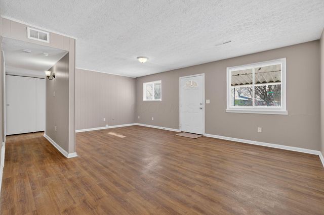 3251 Hilock Court, Columbus, OH 43207