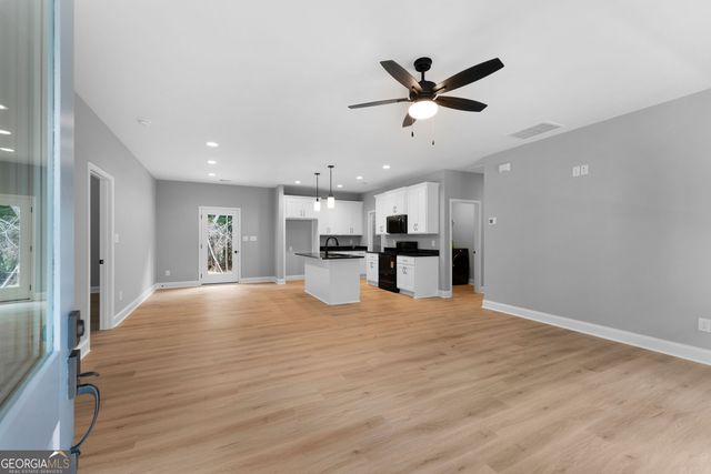 160 Wyatt Way, Summerville, GA 30747