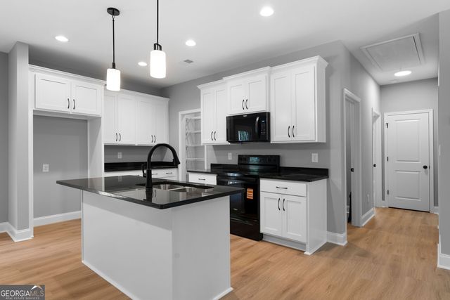 160 Wyatt Way, Summerville, GA 30747