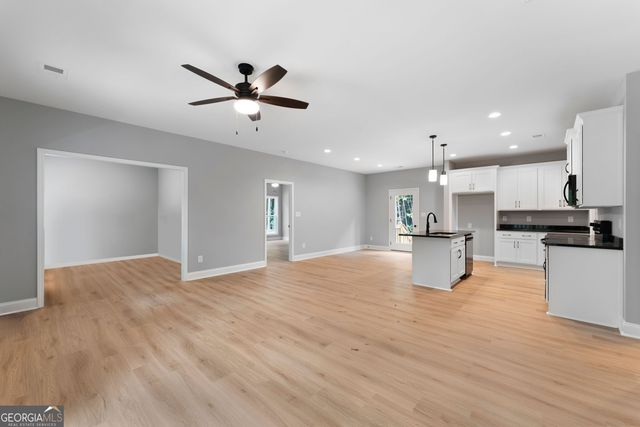 160 Wyatt Way, Summerville, GA 30747