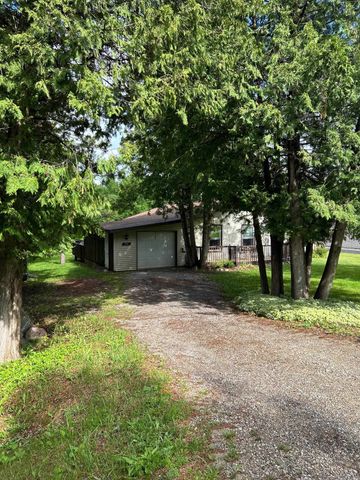 5403 Kings Way, Gladwin, MI 48624