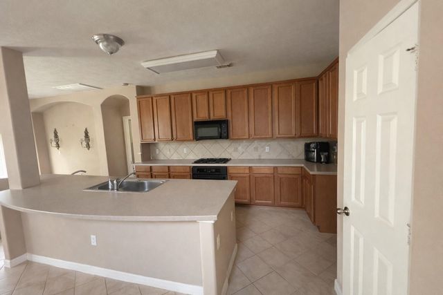 3023 Youpon Glen Way, Fresno, TX 77545