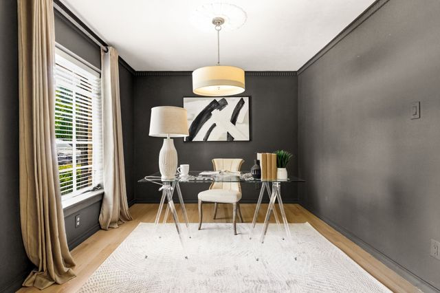 6467 Danbury Lane, Dallas, TX 75214