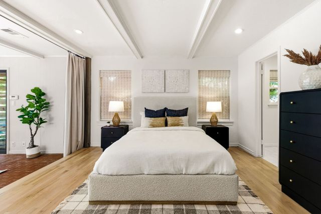 6467 Danbury Lane, Dallas, TX 75214