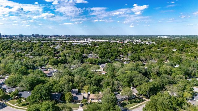 6467 Danbury Lane, Dallas, TX 75214