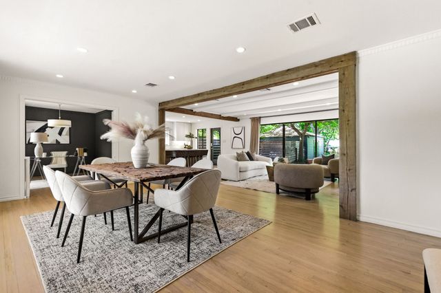 6467 Danbury Lane, Dallas, TX 75214