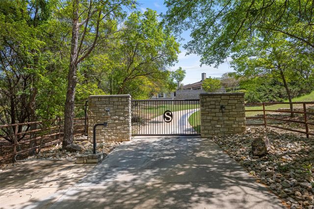 201 Jenkins Ridge, Aledo, TX 76008