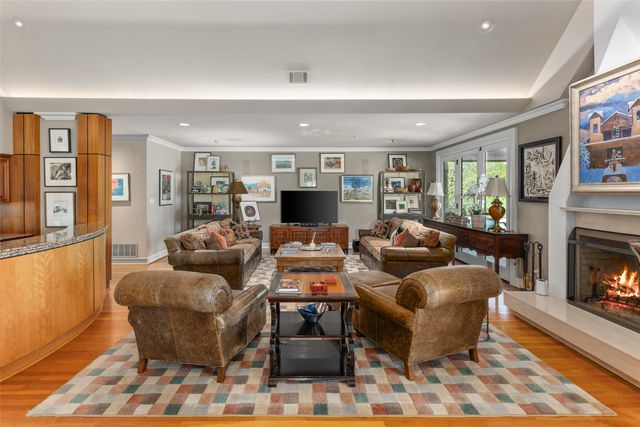 201 Jenkins Ridge, Aledo, TX 76008