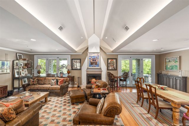 201 Jenkins Ridge, Aledo, TX 76008