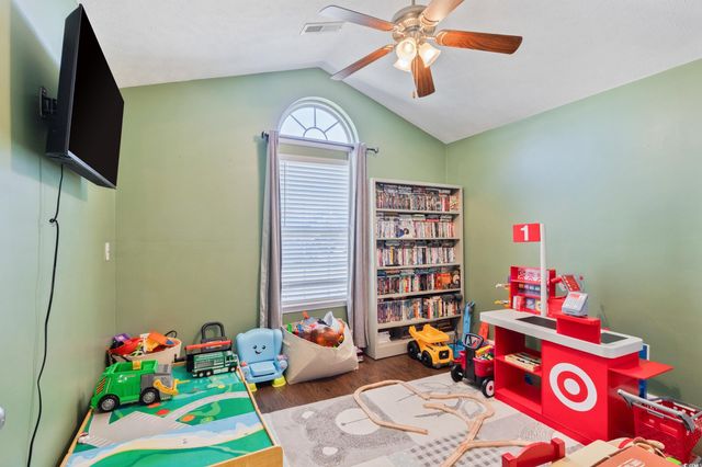 143 Heath Dr., Longs, SC 29568