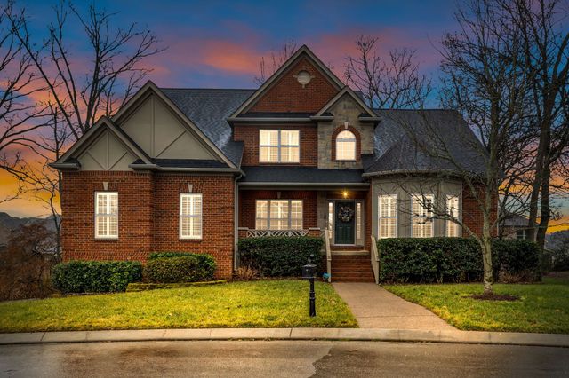 2003 White Rock Cir, Spring Hill, TN 37174