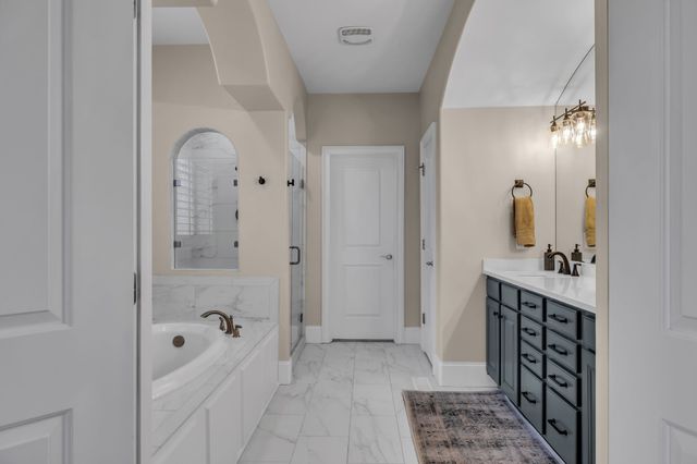 2003 White Rock Cir, Spring Hill, TN 37174