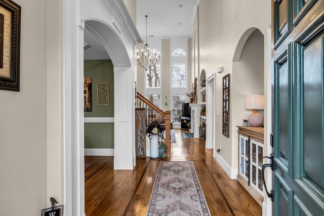 2003 White Rock Cir, Spring Hill, TN 37174