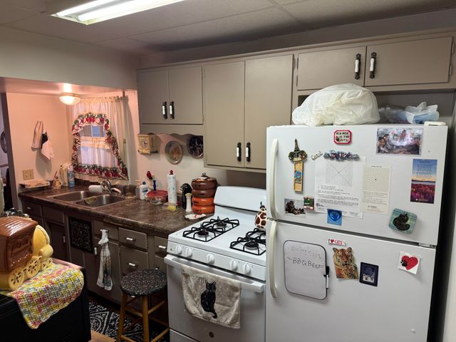804 Azalea Street SE, Demotte, IN 46310