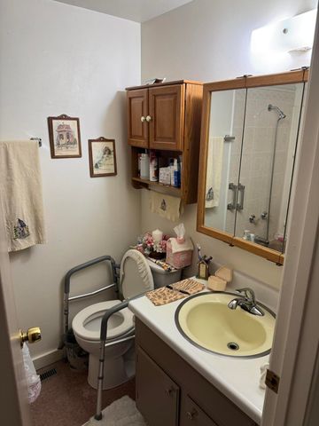 804 Azalea Street SE, Demotte, IN 46310