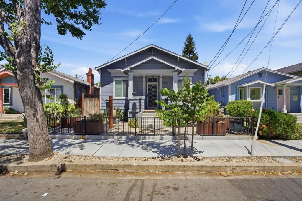 Image 2 of property listing at 229 Washington Street, San Jose, CA 95112