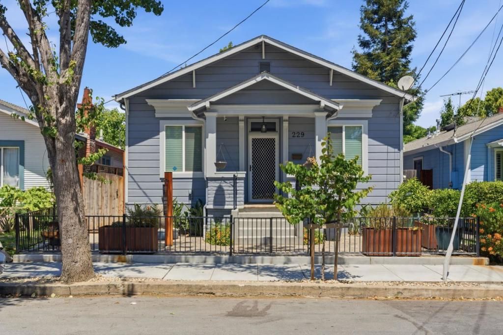 Image 4 of property listing at 229 Washington Street, San Jose, CA 95112