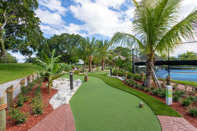 2005 Newport G, Deerfield Beach, FL 33442