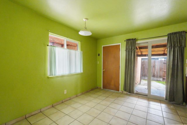 9135 Orchid Ln, Delhi, CA 95315