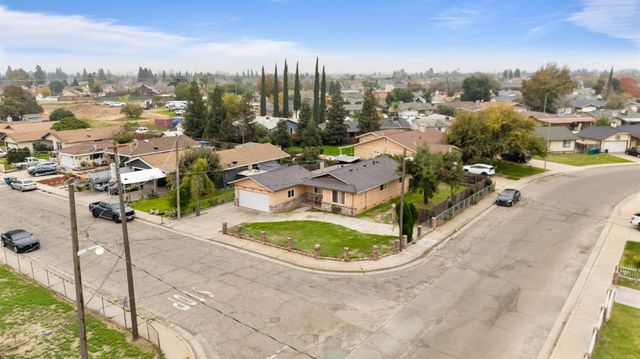 9135 Orchid Ln, Delhi, CA 95315