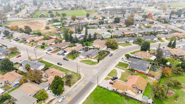 9135 Orchid Ln, Delhi, CA 95315