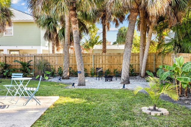 1805 Plover Avenue, Fort Pierce, FL 34949