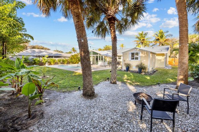 1805 Plover Avenue, Fort Pierce, FL 34949