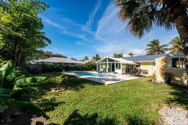 1805 Plover Avenue, Fort Pierce, FL 34949