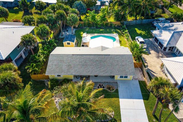 1805 Plover Avenue, Fort Pierce, FL 34949