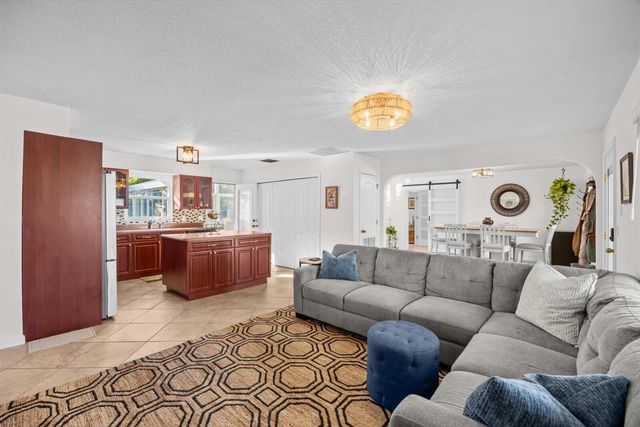 1805 Plover Avenue, Fort Pierce, FL 34949