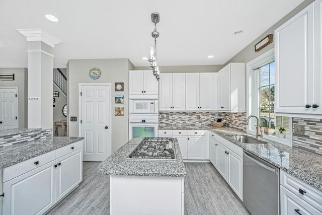 1702 William Hapton Way, Mount Pleasant, SC 29466