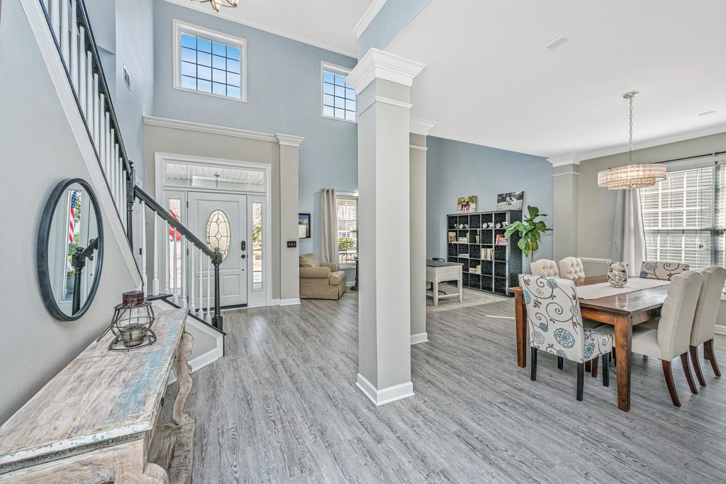 Image 12 of property listing at 1702 William Hapton Way, Mount Pleasant, SC 29466