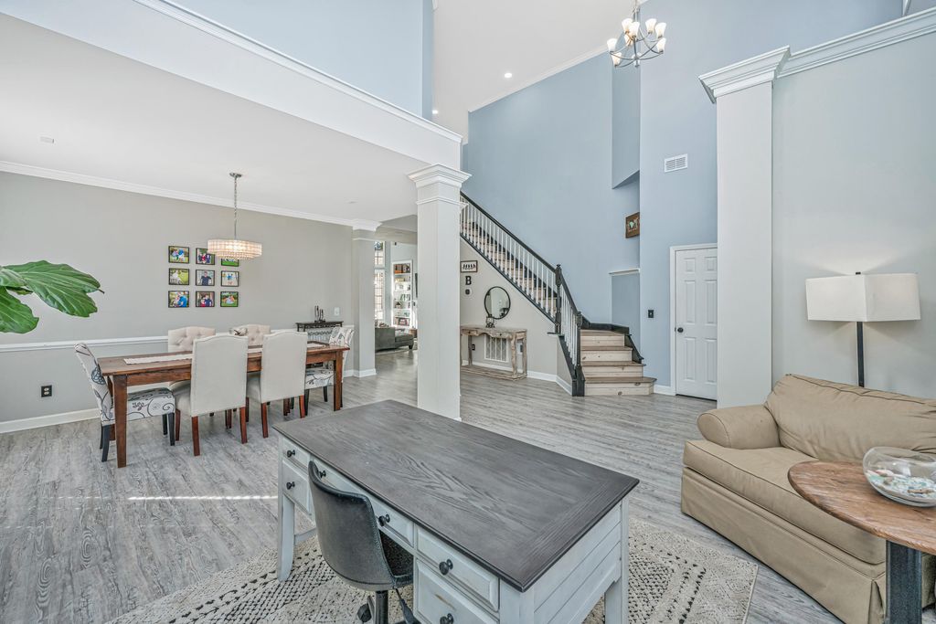 Image 15 of property listing at 1702 William Hapton Way, Mount Pleasant, SC 29466