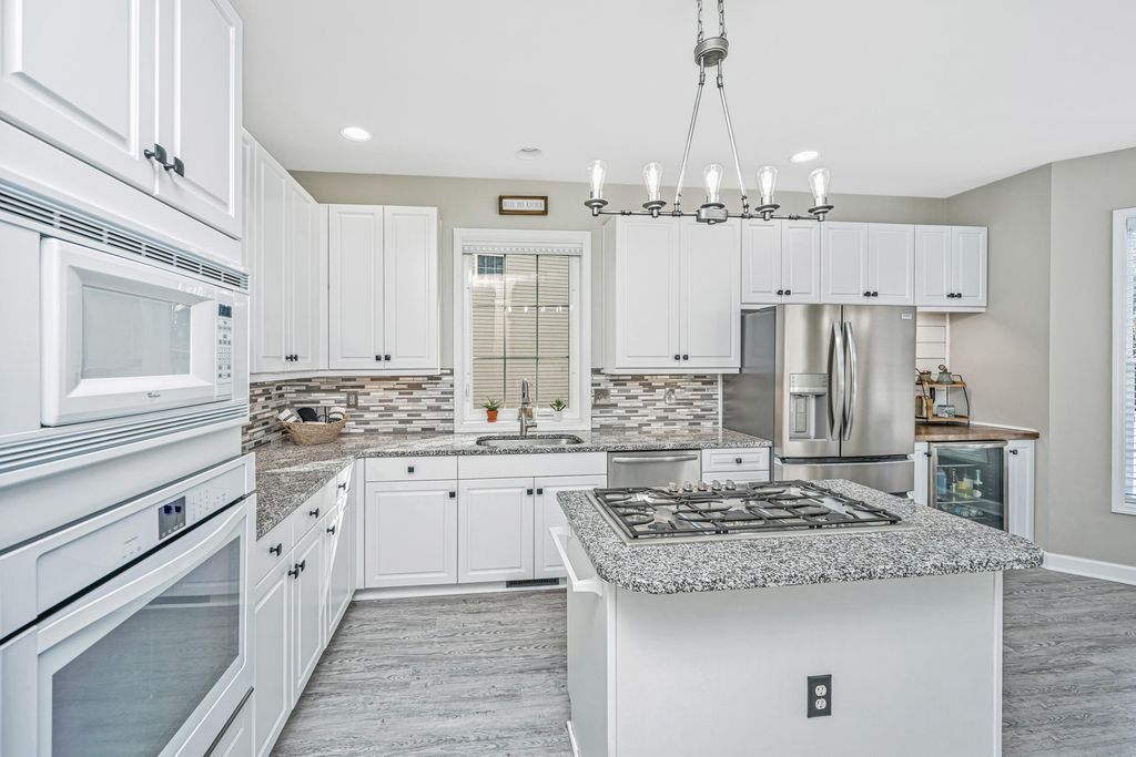 Image 22 of property listing at 1702 William Hapton Way, Mount Pleasant, SC 29466