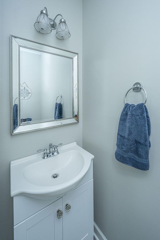 Image 27 of property listing at 1702 William Hapton Way, Mount Pleasant, SC 29466