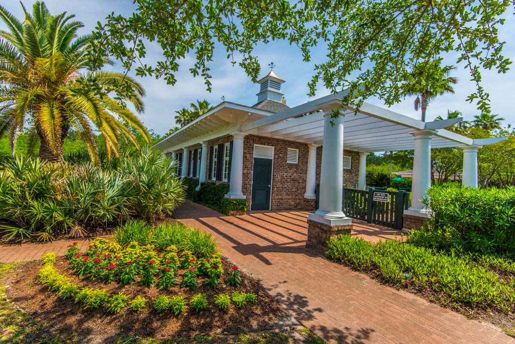 Image 63 of property listing at 1702 William Hapton Way, Mount Pleasant, SC 29466