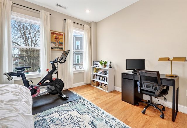 35 Somerset Ave. 3, Winthrop, MA 02152