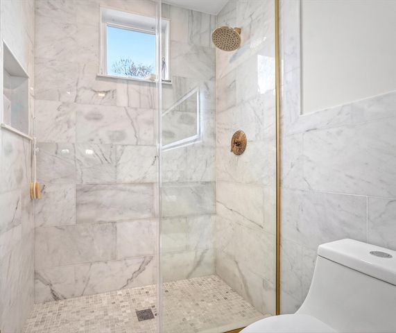 35 Somerset Ave. 3, Winthrop, MA 02152