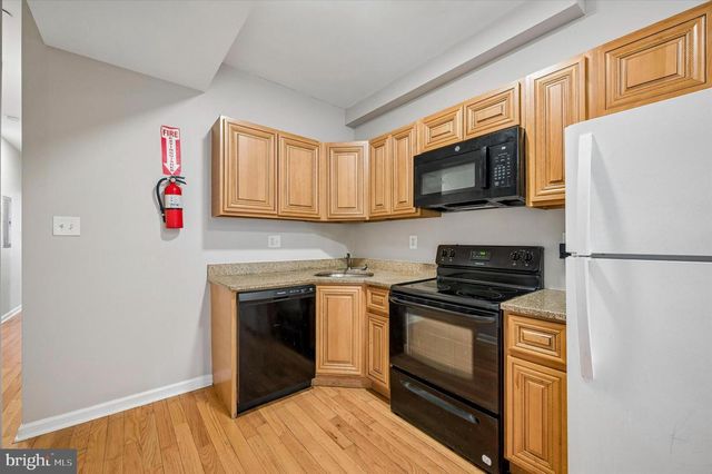 1816 CECIL B MOORE AVE, Philadelphia, PA 19121