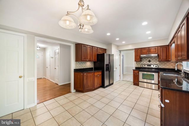 2002 ADMIRAL DR, Stafford, VA 22554