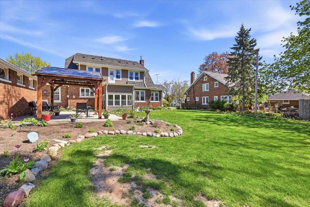 215 MADISON STREET, Brillion, WI 54110