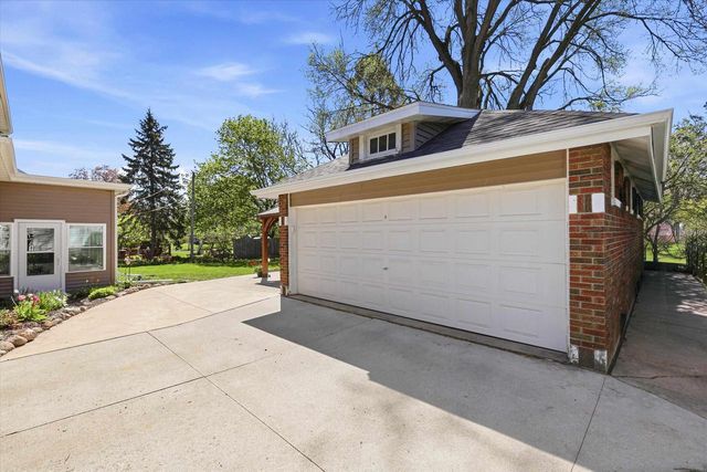 215 MADISON STREET, Brillion, WI 54110
