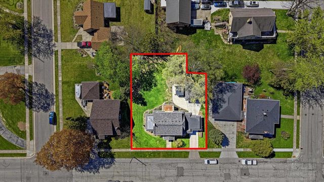 215 MADISON STREET, Brillion, WI 54110
