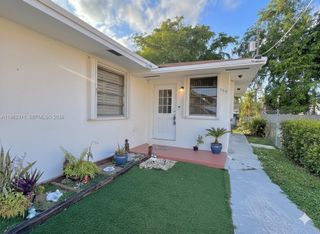 367 E 20th St 369, Hialeah, FL 33010